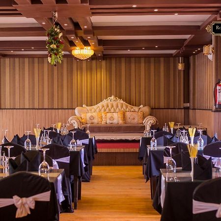 Royal Empire Boutique Hotel Катманду Экстерьер фото