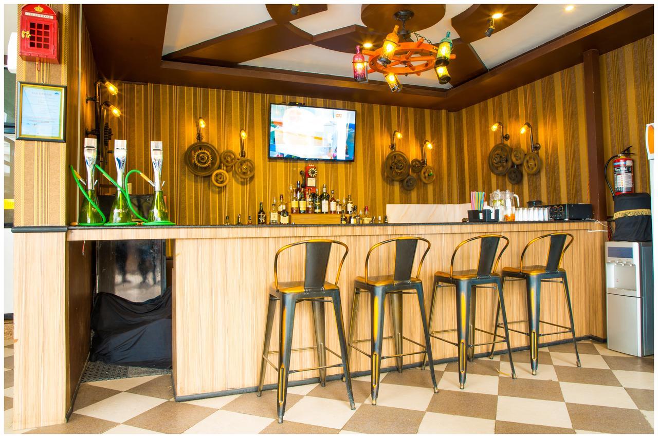 Royal Empire Boutique Hotel Катманду Экстерьер фото
