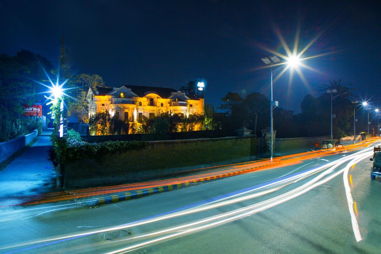 Royal Empire Boutique Hotel Катманду Экстерьер фото