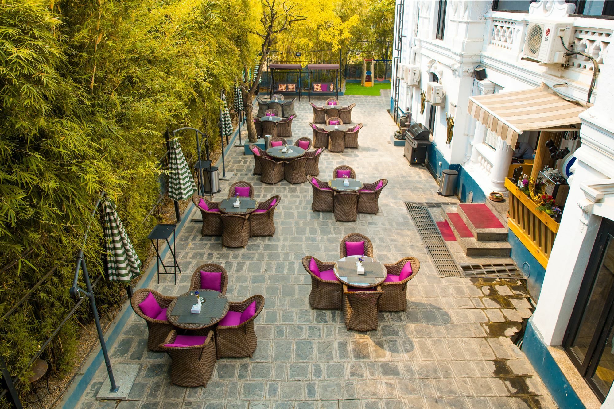Royal Empire Boutique Hotel Катманду Экстерьер фото