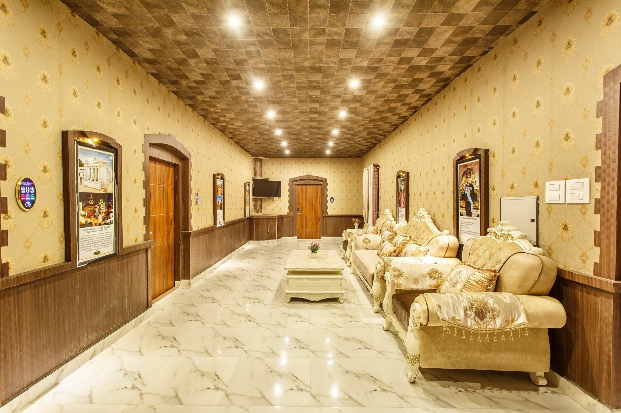 Royal Empire Boutique Hotel Катманду Экстерьер фото